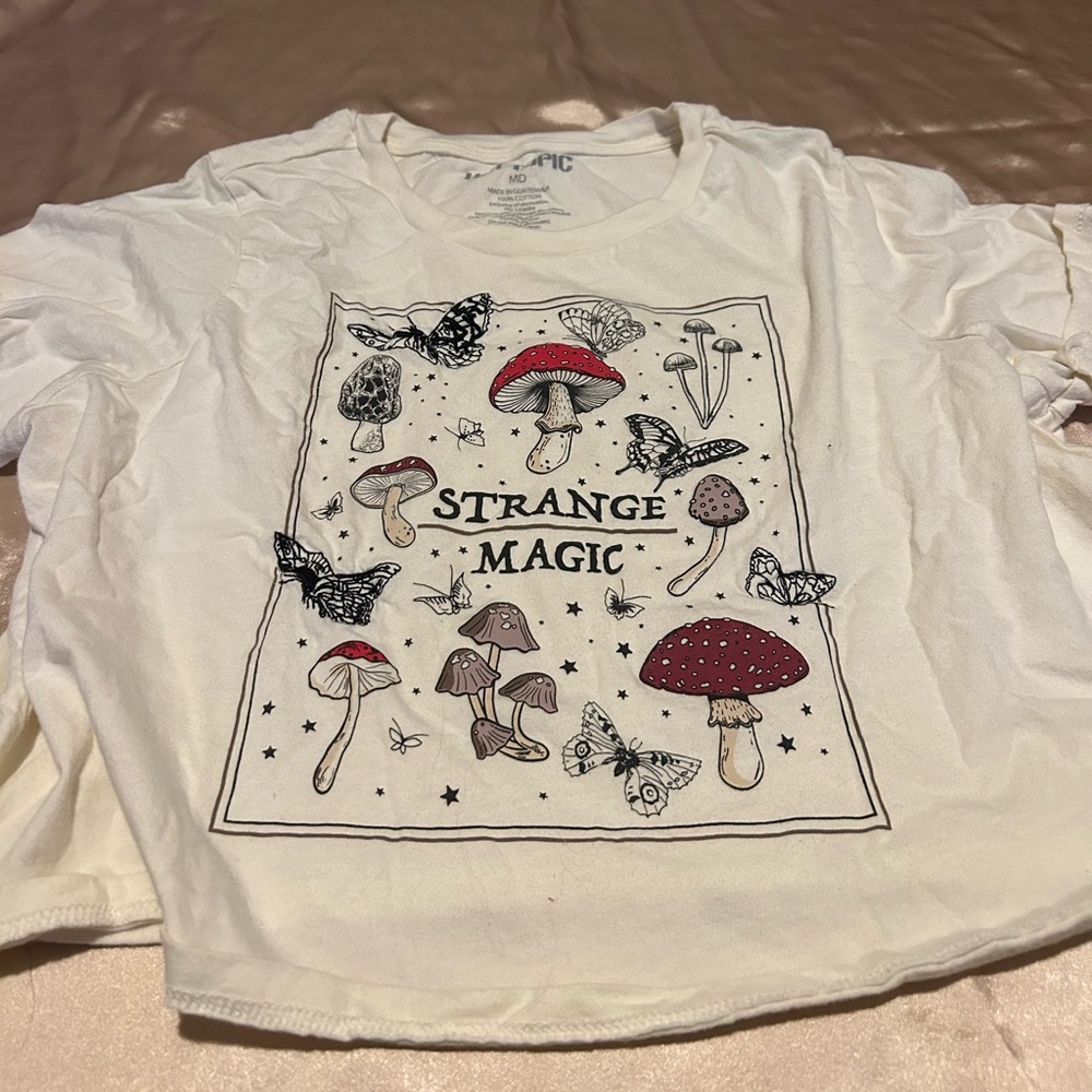 Hot topic white strange magic mushroom tee shirt
